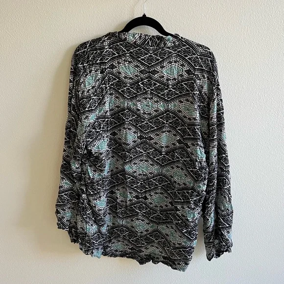 Acacia Swimwear Kimono - Discontinued Print - Picture 2 of 5